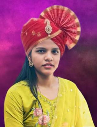 हलाखीच्या परिस्थितीतून यशाकडे झेप  पारवडीच्या गायत्री लिमणची पिंपरी-चिंचवड पोलिस दलात निवड